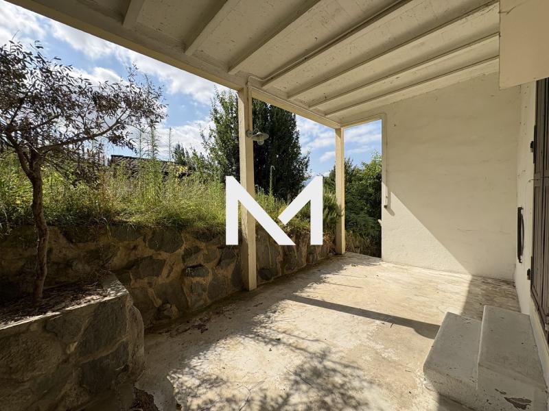Coublevie - Maison avec terrasse - sans vis à vis - a rénover - Photo 8