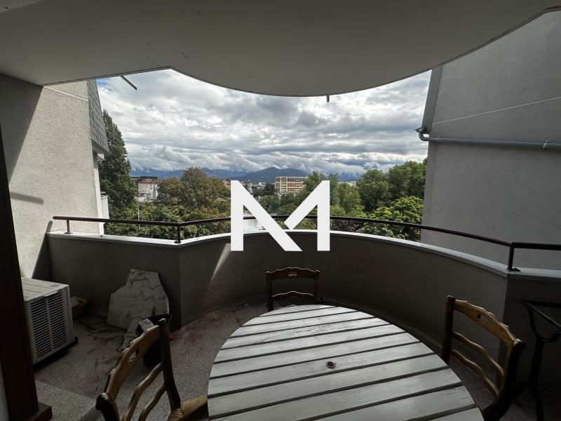 FONTAINE - T3 MEUBLE AVEC GRAND BALCON ET GARAGE - Photo 2