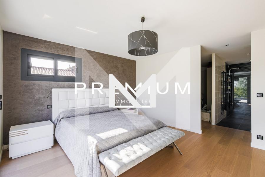 VILLA COMTEMPORAINE AVEC PISCINE - Photo 8