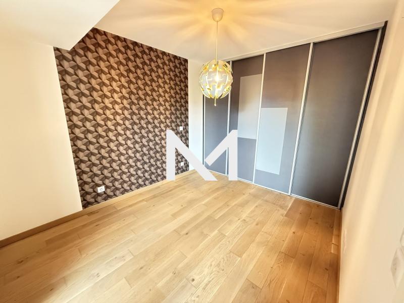 CORENC - ROUTE DE CHARTREUSE LE FERDINAND - T2 avec Jardin et Garage - Photo 5