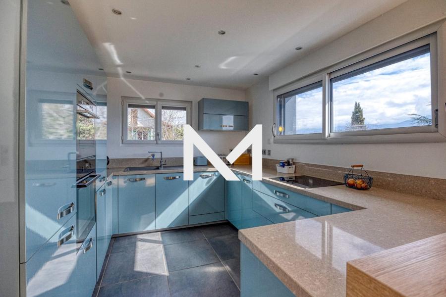 MAISON FAMILLIALE AVEC PISCINE - Photo 6