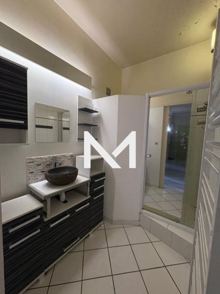 AIGLE - T3 - Etage élevé - 2 balcons - Photo 8