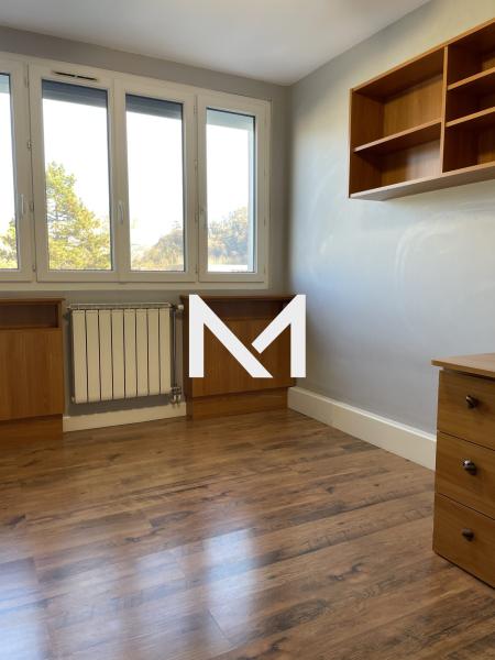 T4 Lumineux - Saint-Martin-d'hères - Photo 10