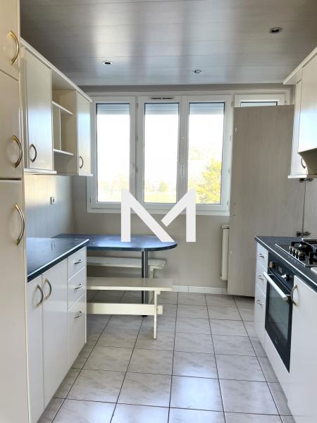 T4 Lumineux - Saint-Martin-d'hères / Poisat - Photo 2