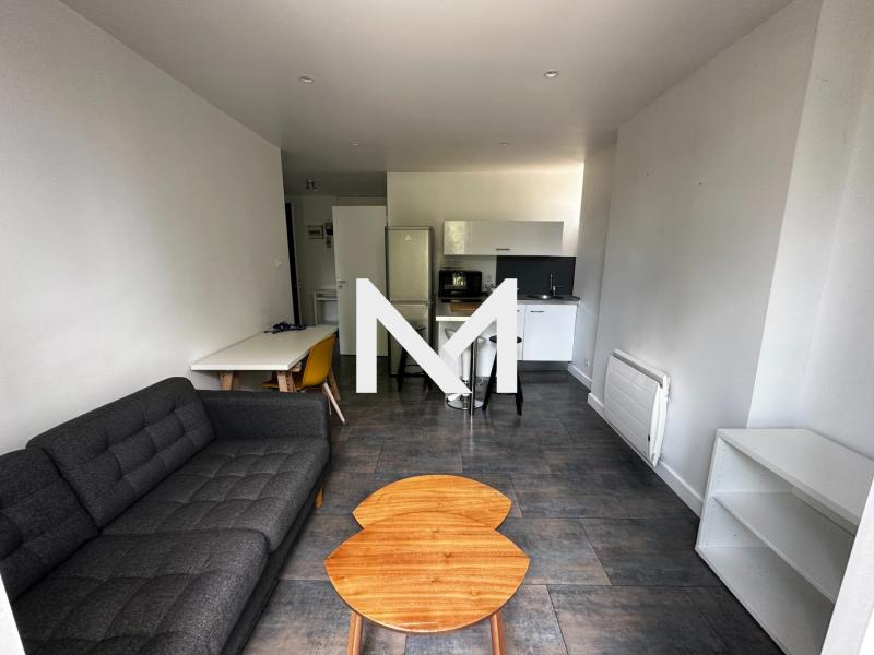 GRENOBLE - QUAI DES ALLOBROGES - PROX LA TRONCHE - T2 MEUBLE AVEC GARAGE - Photo 1