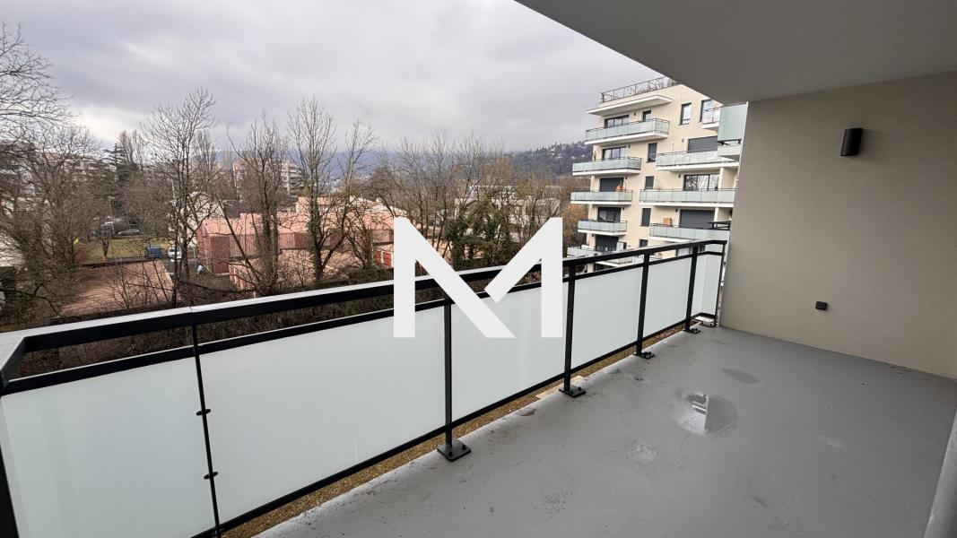 T4 TERRASSE EN  ETAGE - Photo 8