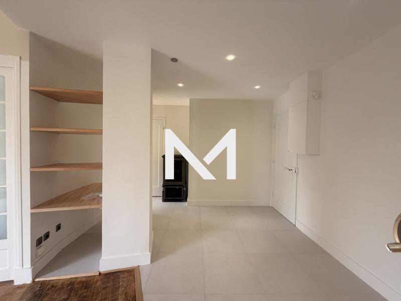 ILE VERTE - TRES BEAU T3 RENOVE AVEC BALCON ET CLIMATISATION - Photo 4