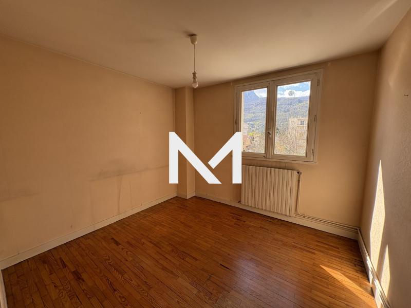 Seyssinet - A RENOVER - T3 traversant avec balcon - Photo 6