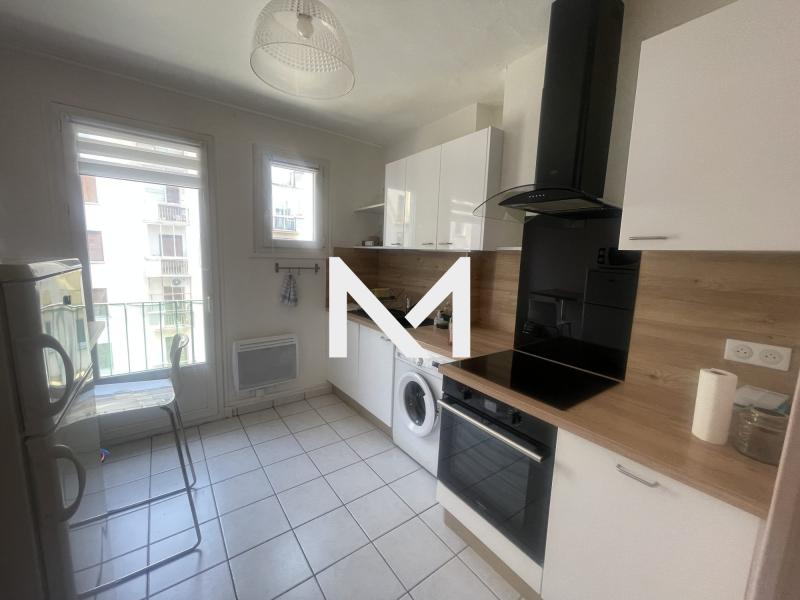 GRENOBLE - RUE LOUIS LE CARDONNEL T2 MEUBLE AVEC BALCONS - Photo 2