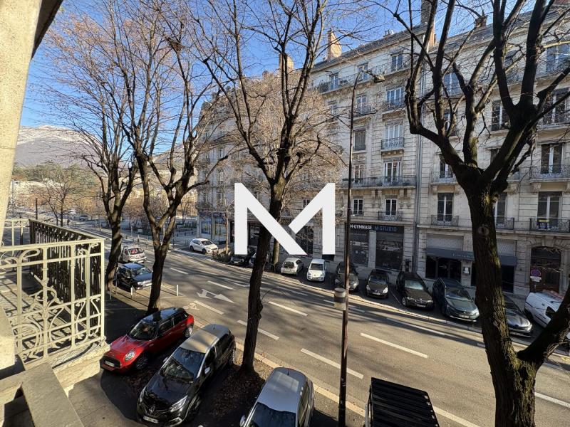 GRENOBLE - HAUSSMANNIEN - T3 - Photo 3