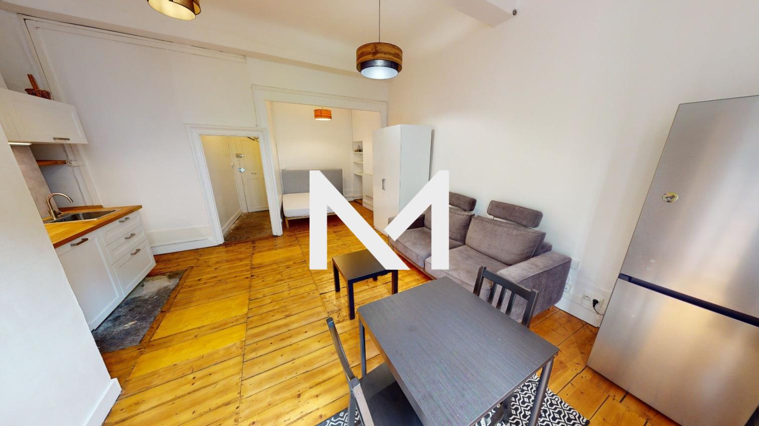 GRENOBLE HYPER CENTRE - 18 GRANDE RUE - STUDIO MEUBLE - Photo 1