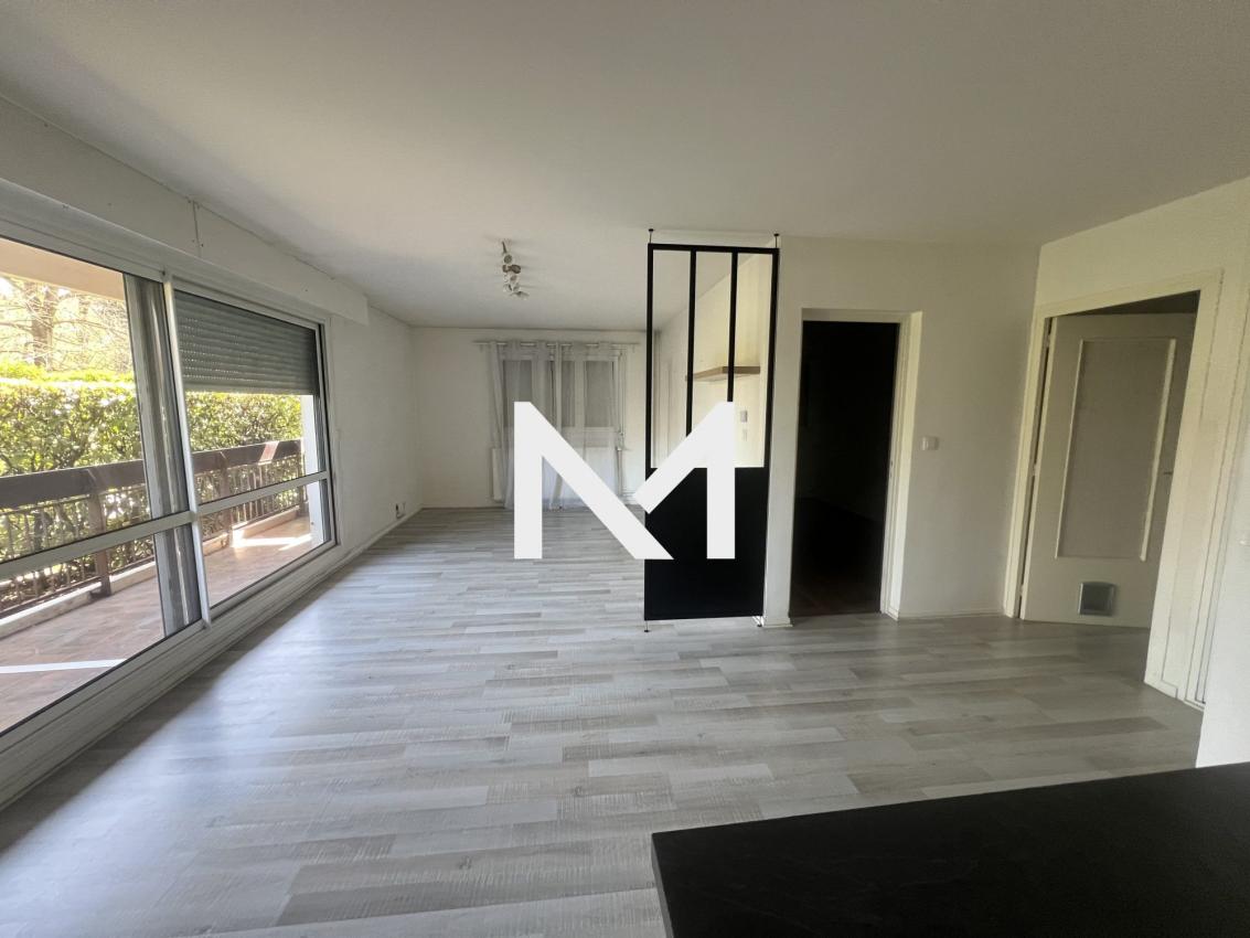 RESIDENCE DU CHATEAU - T3 - TERRASSE - Photo 2