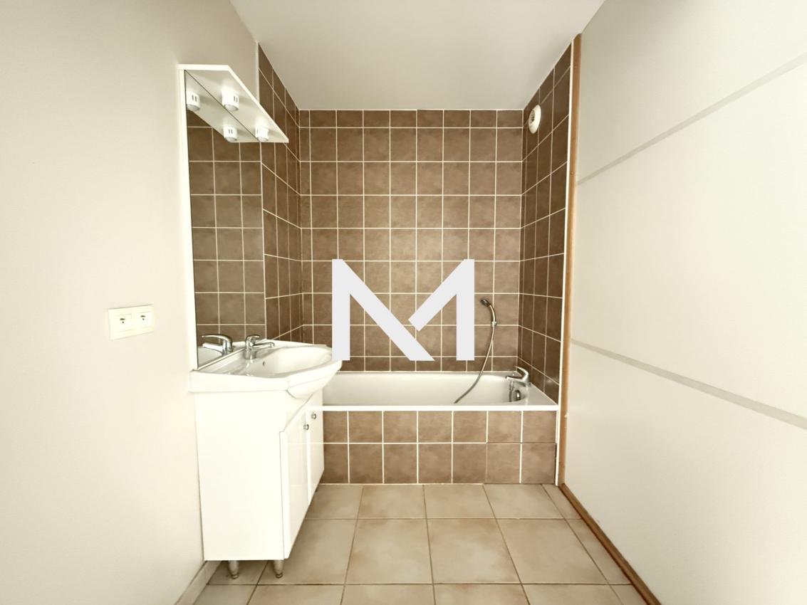 MEYLAN - APPARTEMENT 3 PIÈCES - Photo 10