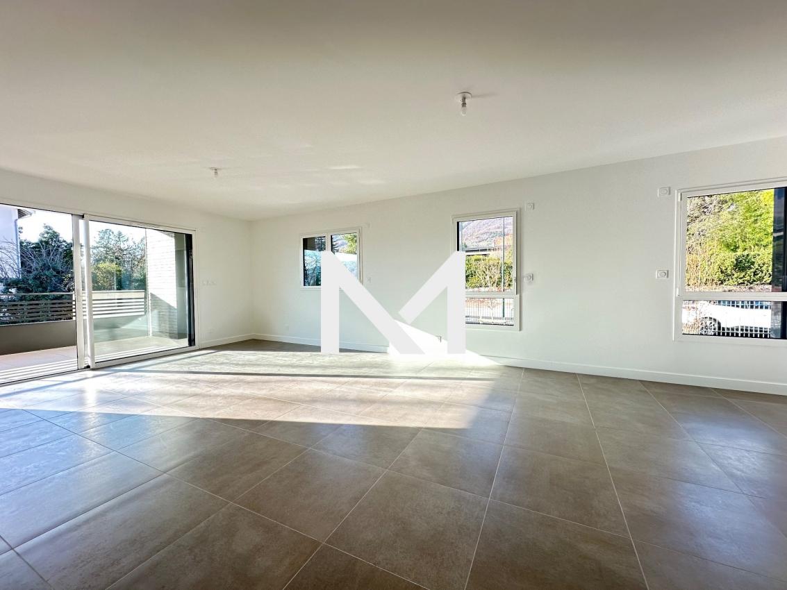 DAUPHIN BLANC - ST ISMIER - APPARTEMENT T3 - - Photo 3