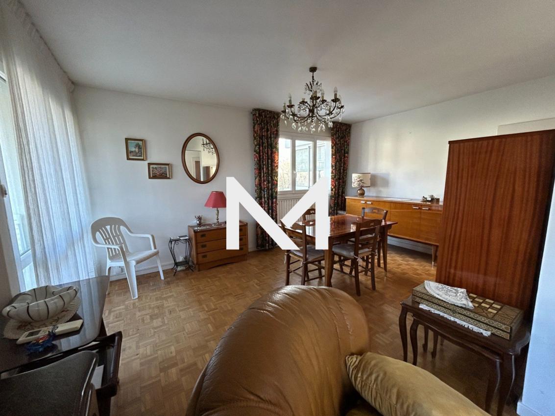 MEYLAN - SECTEUR AYGUINARD - GRAND T4 - Photo 4