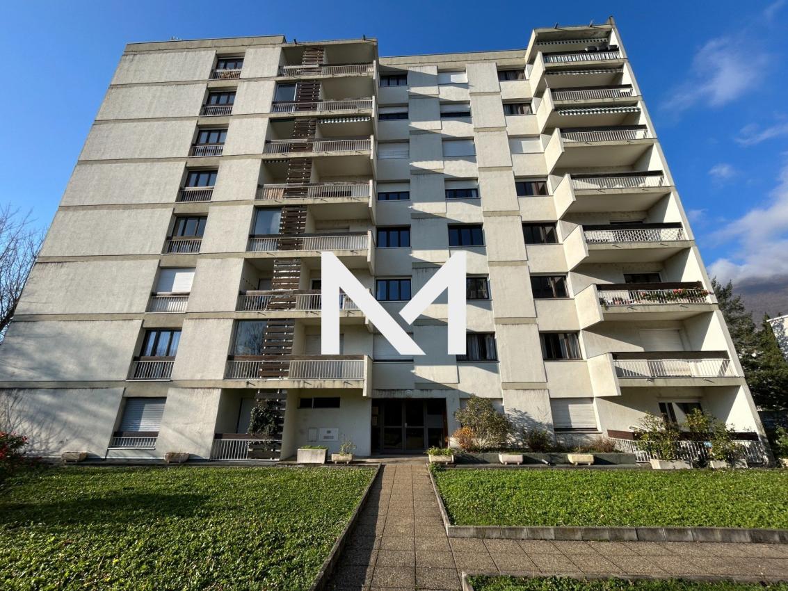 MEYLAN - SECTEUR AYGUINARD - GRAND T4 - Photo 3