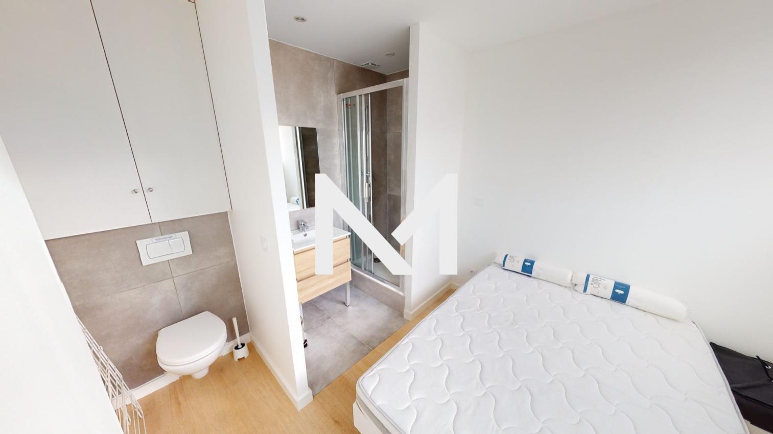GRENOBLE - 8 RUE GENERAL FERRIE - T2 de 21m² LOUE MEUBLE - Photo 2