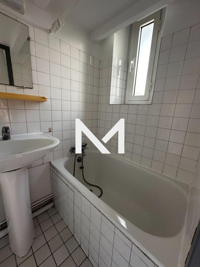 GRENOBLE - RUE GABRIEL PERI - STUDIO MEUBLE - Photo 4