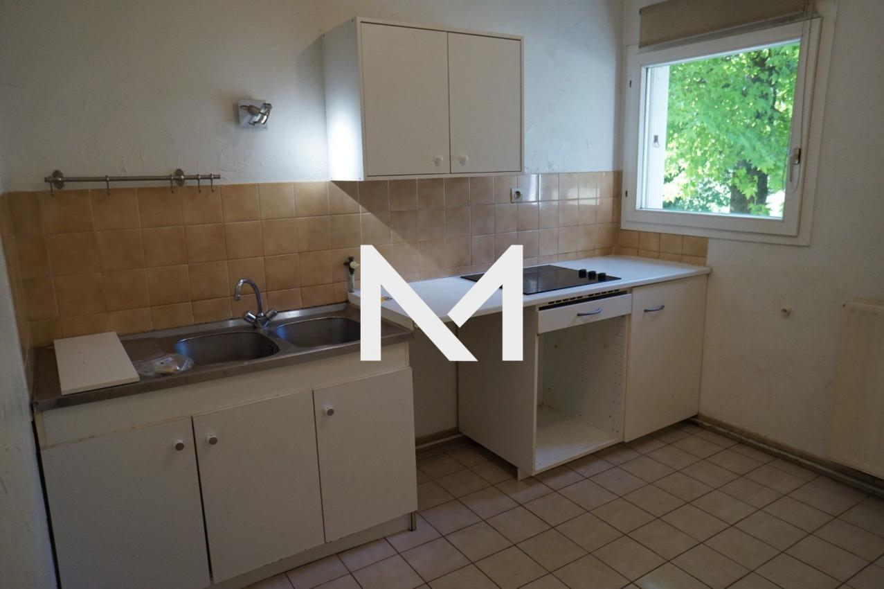 MEYLAN - Agréable T2 en rez-de-jardin - Photo 4