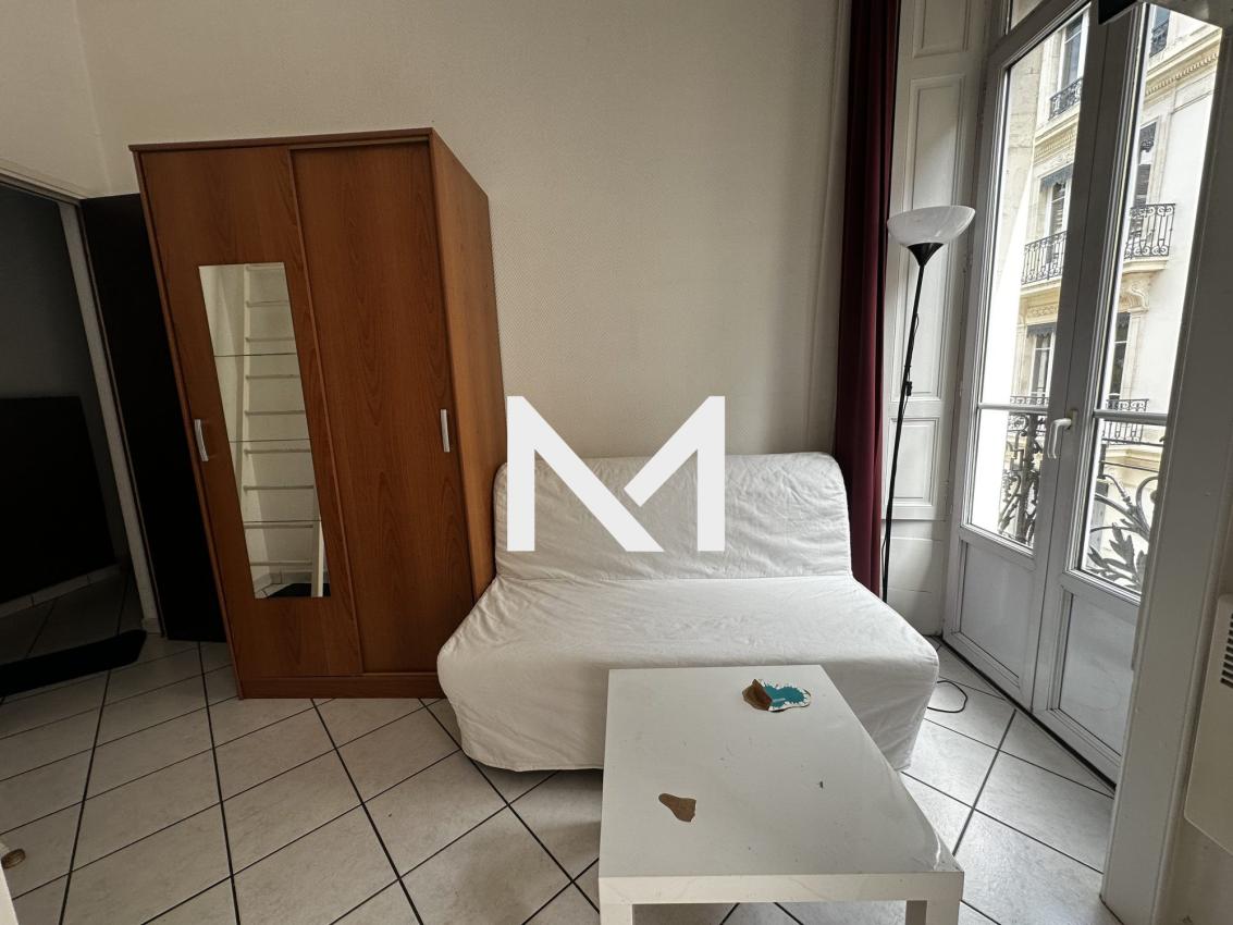 HYPER CENTRE - STUDIO MEUBLE AVEC BALCON - Photo 4