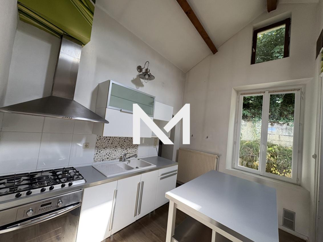 Coublevie - A rénover - Maison avec terrasse - Photo 6