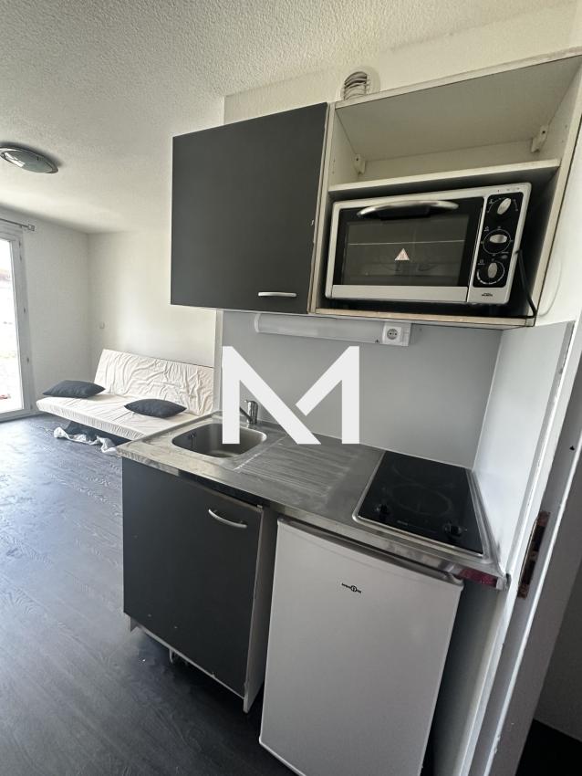 GRENOBLE - VIGNY MUSSET - STUDIO AVEC BALCON et PLACE DE STATIONNEMENT - Photo 3