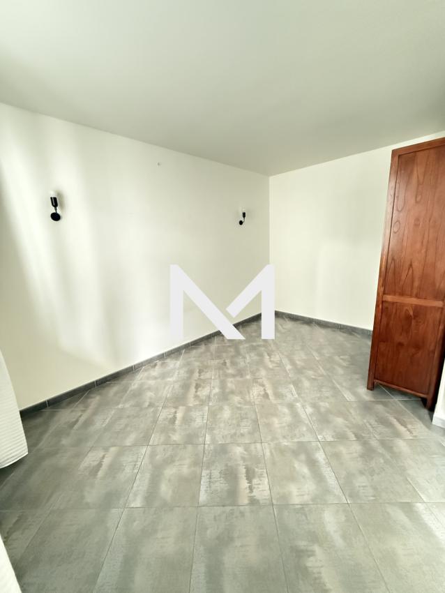 ILE VERTE - 16 RUE SAINT FERJUS - T4 MEUBLE - Photo 3