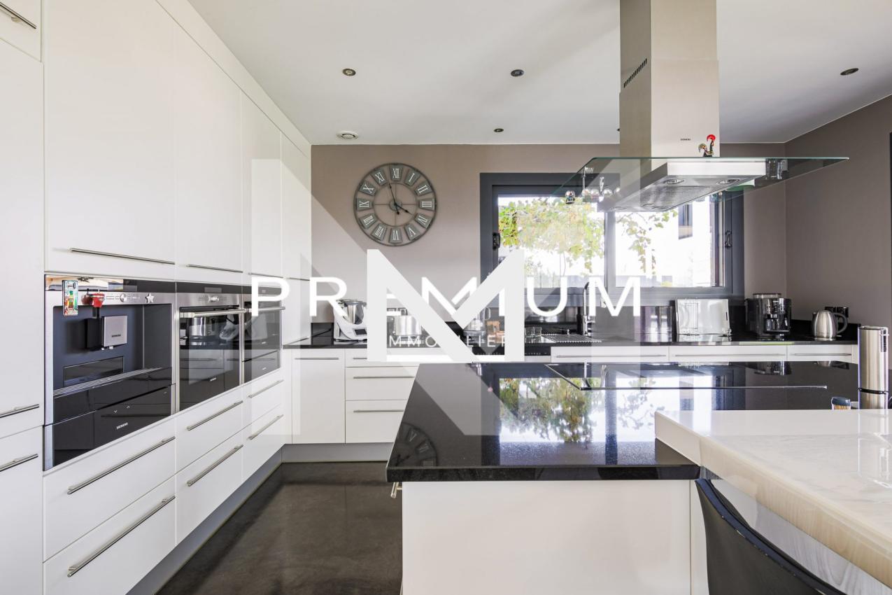 VILLA COMTEMPORAINE AVEC PISCINE - Photo 7