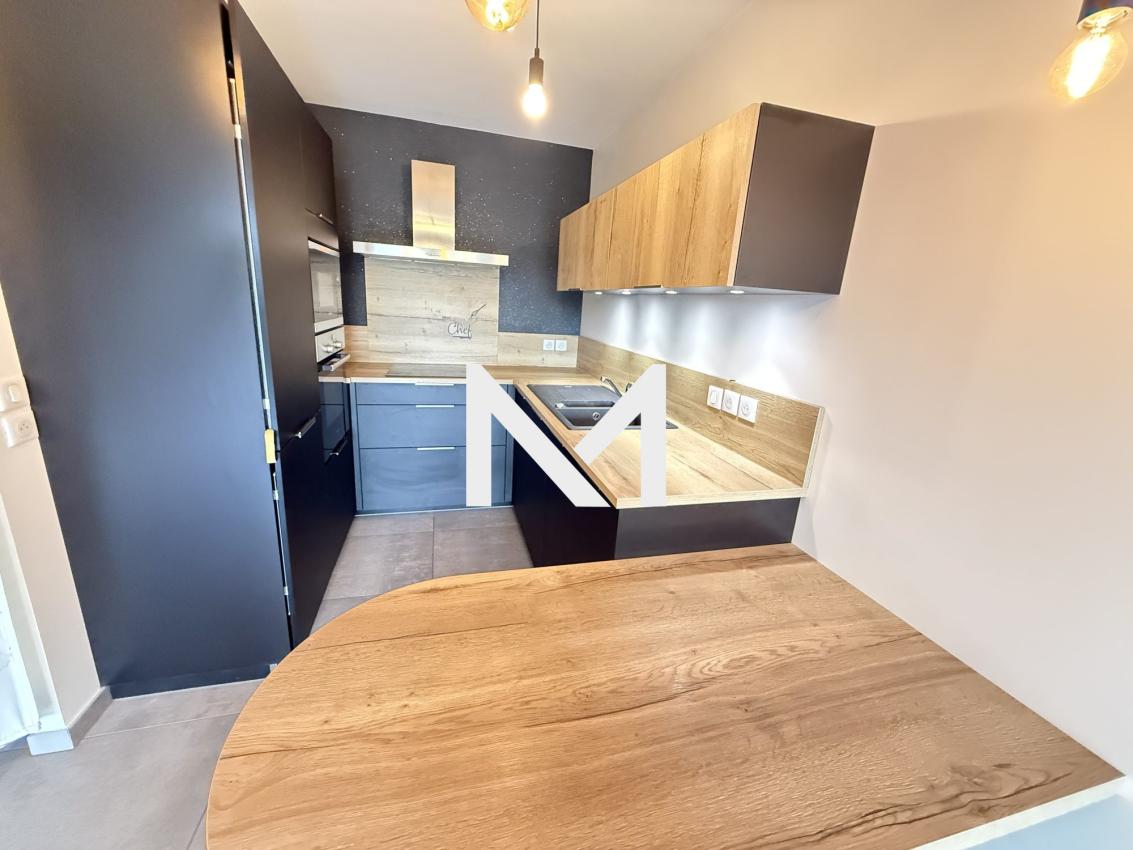 CORENC - ROUTE DE CHARTREUSE LE FERDINAND - T2 avec Jardin et Garage - Photo 2