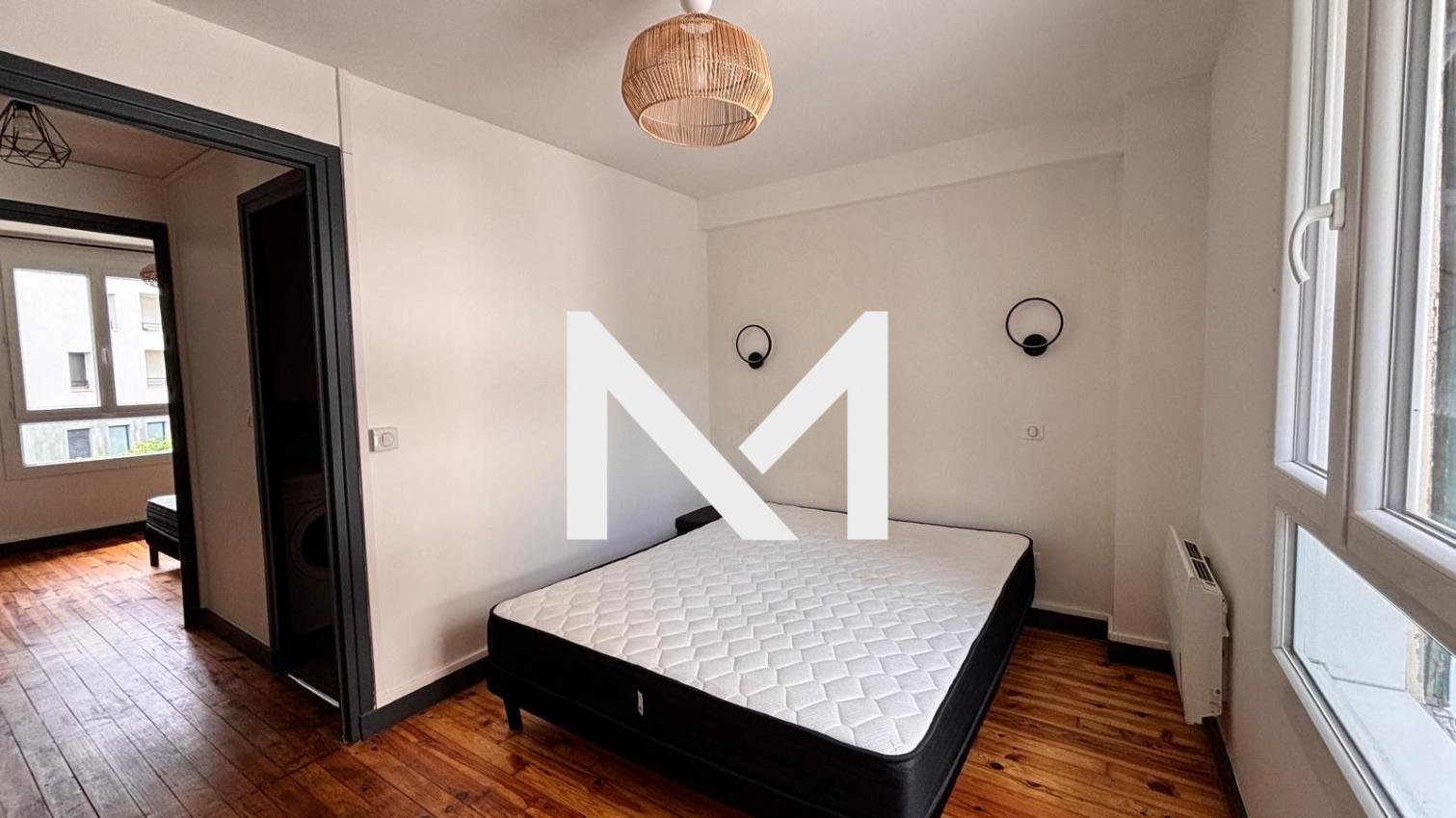 T3 - TERRASSE - JARDIN - STATIONNEMENT - Photo 4