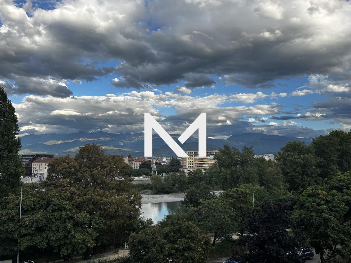 FONTAINE - T3 MEUBLE AVEC GRAND BALCON ET GARAGE - Photo 6