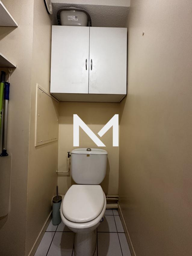 FONTAINE - T3 MEUBLE AVEC GRAND BALCON ET GARAGE - Photo 11