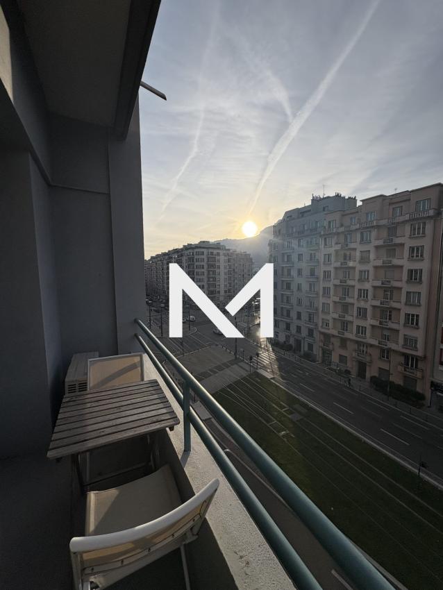 AIGLE - T3 - Etage élevé - 2 balcons - Photo 4