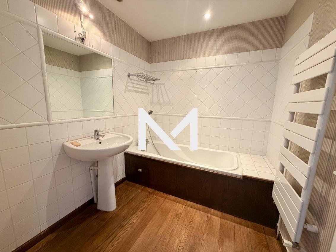 HYPER CENTRE - RUE MARECHAL DODE - GRAND T3 A LOUER - Photo 7