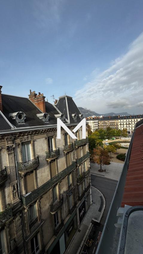 GRENOBLE VICTOR HUGO - T3 DUPLEX - CHARME - Photo 12