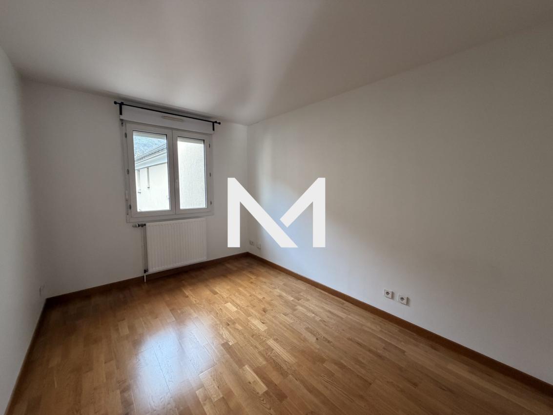 ILE VERTE - 4 P+C avec cuisine équipée et Garage - Photo 4