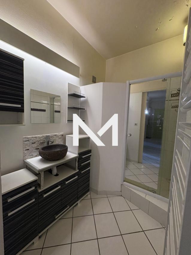 AIGLE - T3 - Etage élevé - 2 balcons - Photo 8