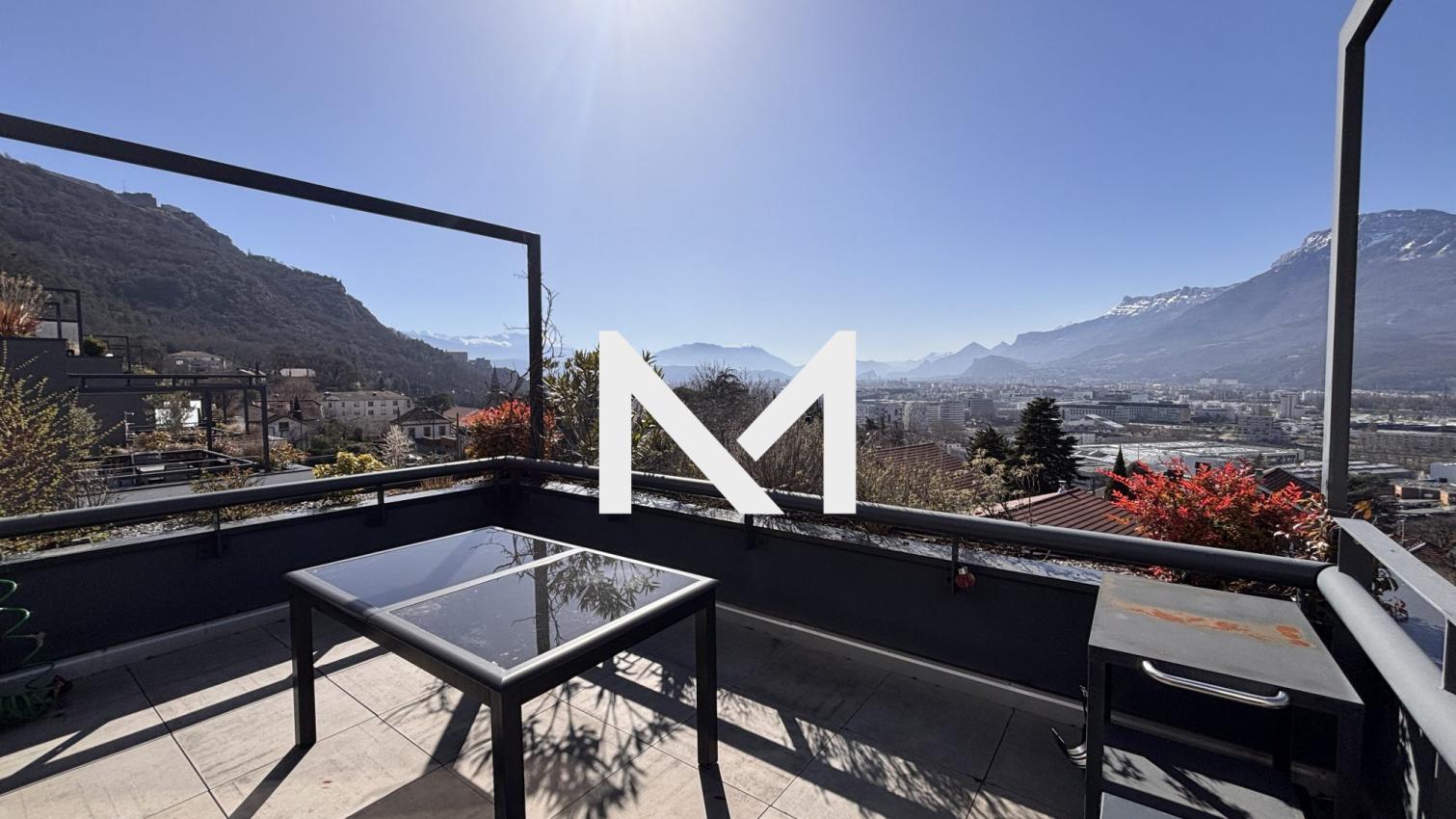 DERNIER ETAGE TERRASSE JARDIN - Photo 1