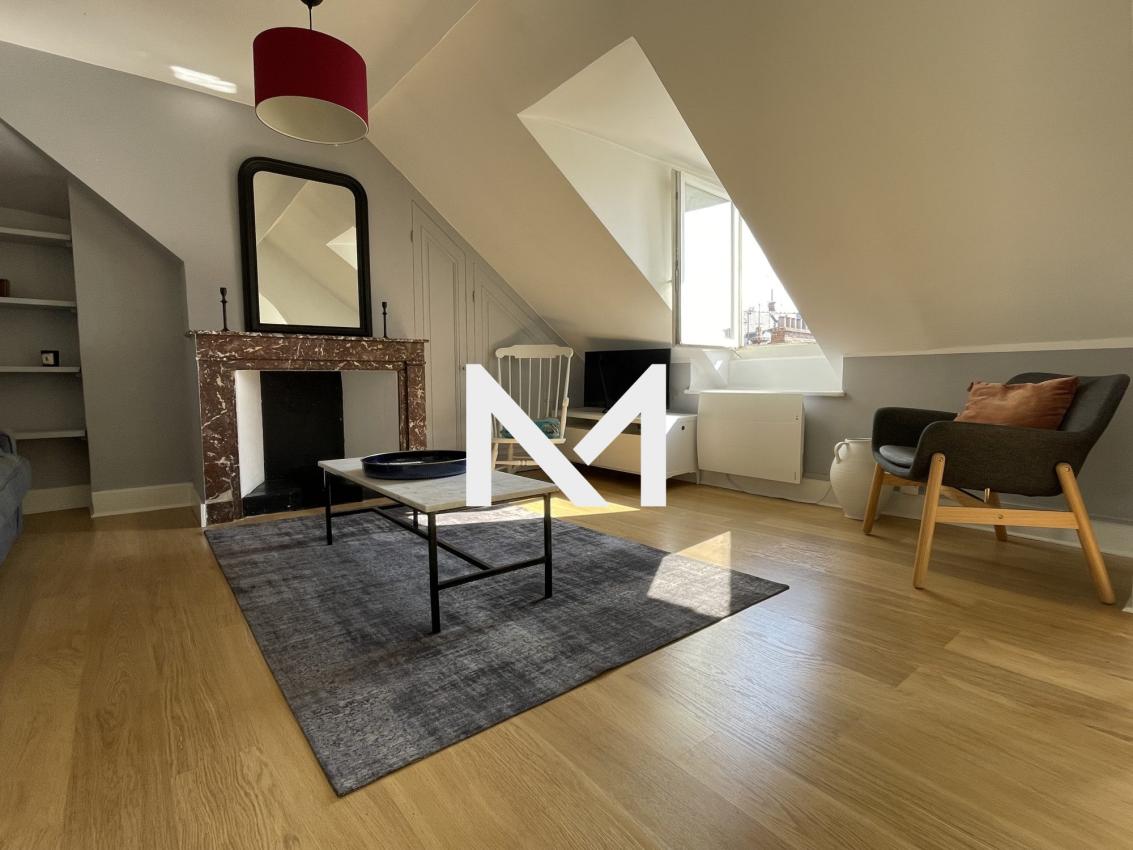 T2 DERNIER ETAGE - QUARTIER CHAMPIONNET - Photo 1