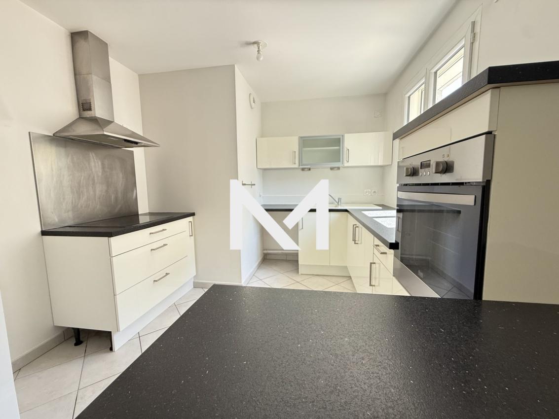 ILE VERTE - T3 NON MEUBLE AVEC BALCON - Photo 1
