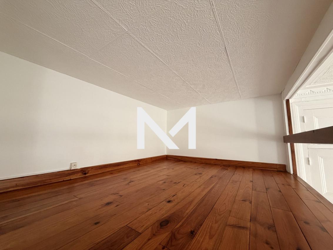 GRENOBLE - 30 RUE NICOLAS CHORIER - GRAND STUDIO AVEC BALCON - Photo 5