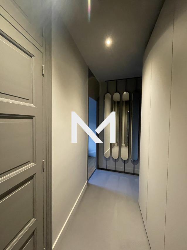 GRENOBLE HYPER CENTRE - RUE BELGRADE - APPARTEMENT MEUBLE D'EXCEPTION - Photo 9