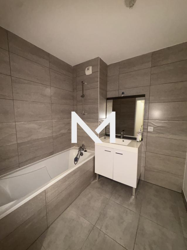 REZ DE JARDIN - RESIDENCE RECENTE - 2 CHAMBRES - Photo 7